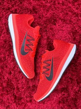 Nike Zoom Winflo Shoes Women’s 8 Bright Crimson AA7414-601 Running